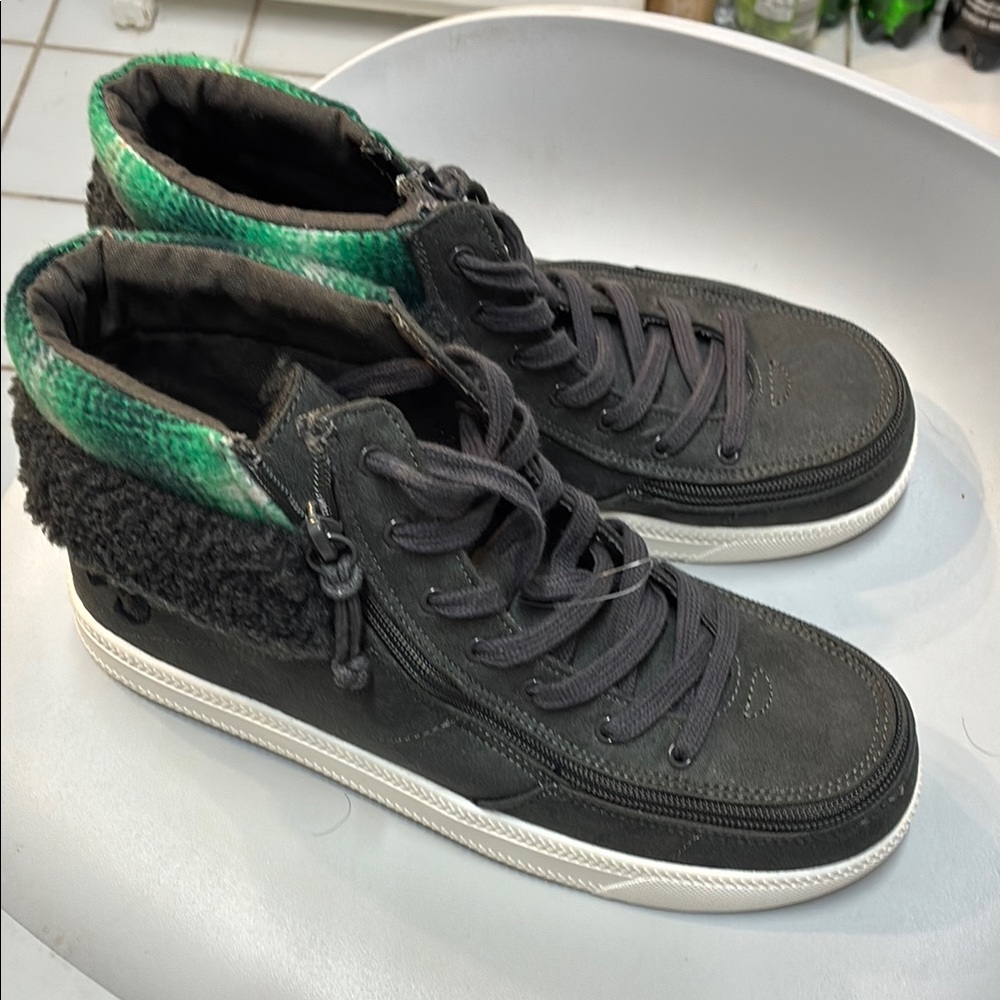 Stylish Black and Green Women's Sneakers